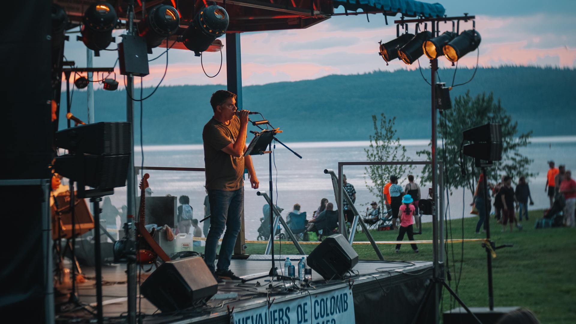 Live music performance overlooking the Ottawa River on Canada Day Eve.